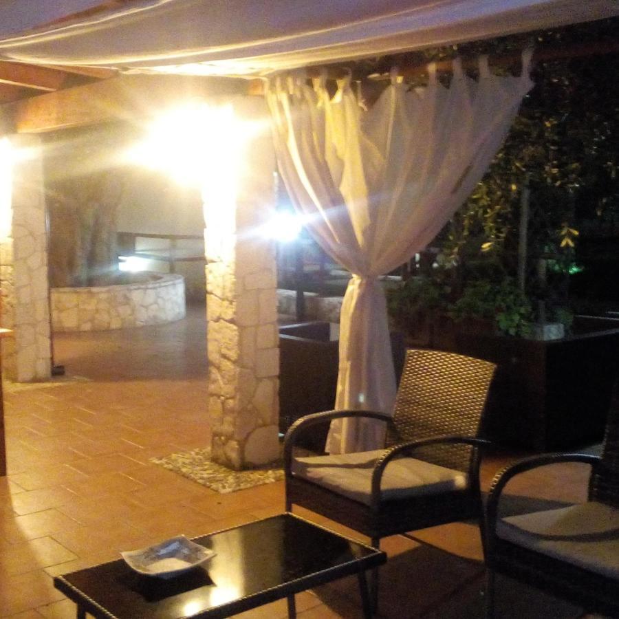 Borgo Cerasa Bed and Breakfast Βιέστε Εξωτερικό φωτογραφία