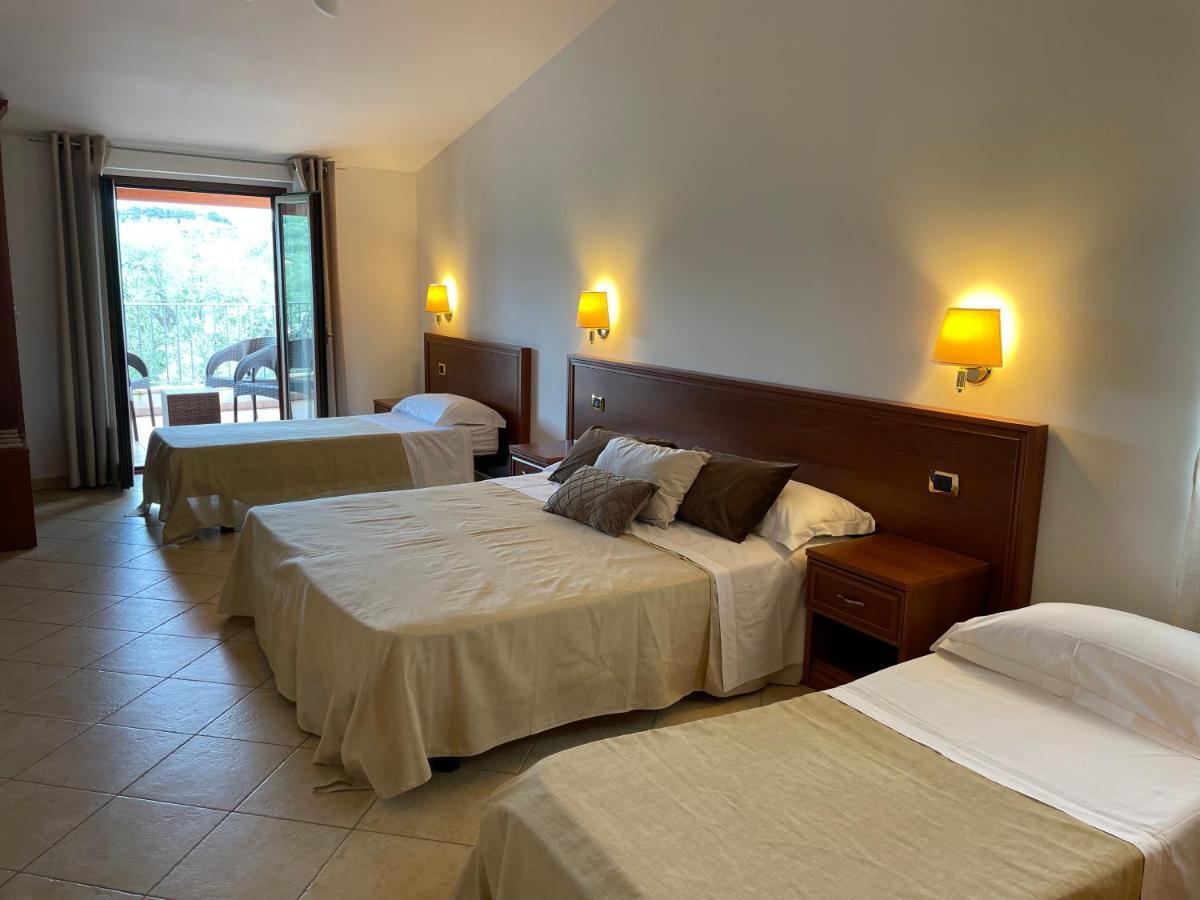 Borgo Cerasa Bed and Breakfast Βιέστε Εξωτερικό φωτογραφία