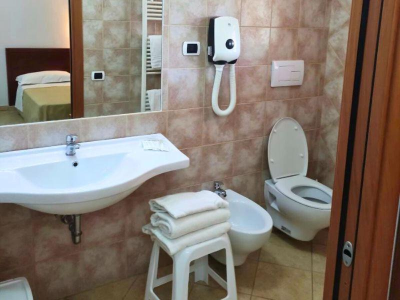 Borgo Cerasa Bed and Breakfast Βιέστε Εξωτερικό φωτογραφία